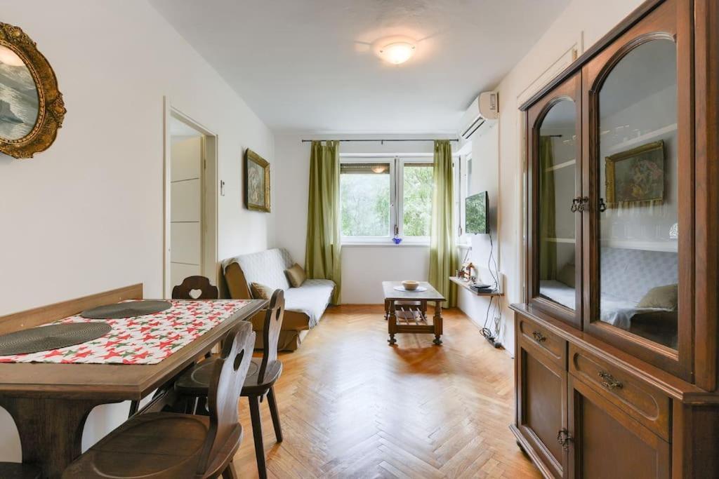 Apartman Legacy Apartment Zadar Ngoại thất bức ảnh